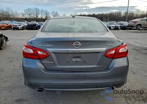 2016 Nissan Altima 2.5 z USA, uszkodzony, nr VIN 1N4AL3AP8GC200163